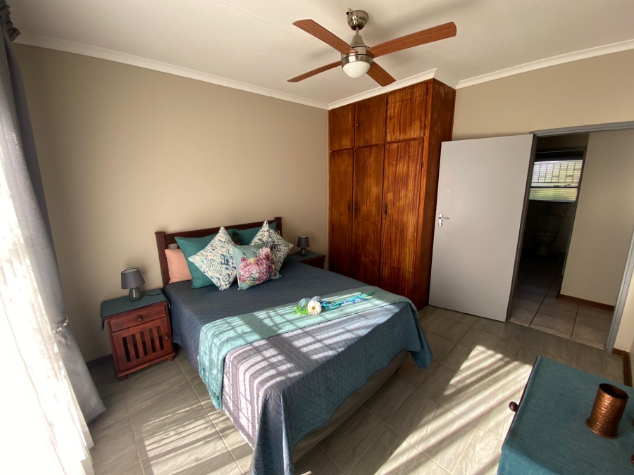 8 Bedroom Property for Sale in Grimbeeck Park North West